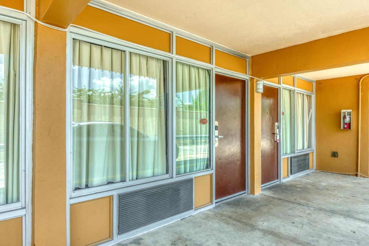 Hotel Belair Orlando Near Florida Mall Oak Ridge Екстериор снимка